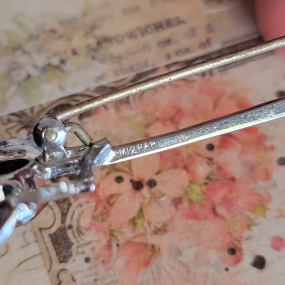 Vintage Thistle Stick Pin Brooch Amber Stone Scottish Floral Jewelry Retro Pin - Picture 9 of 10